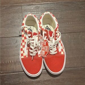 Vans Red and White Checker NWT Men’s 7/Women’s 8.5